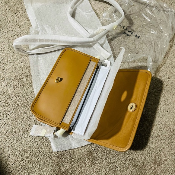 Brand New never used Coach Penny Bag up for grabs. - Picture 2 of 5